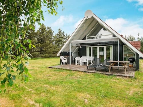 6 Person Holiday Home in Romo