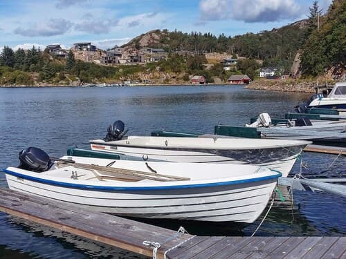 5 Person Holiday Home in Lyngdal