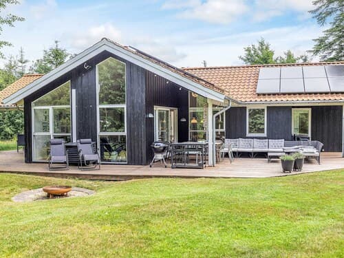 4 Star Holiday Home in Hals