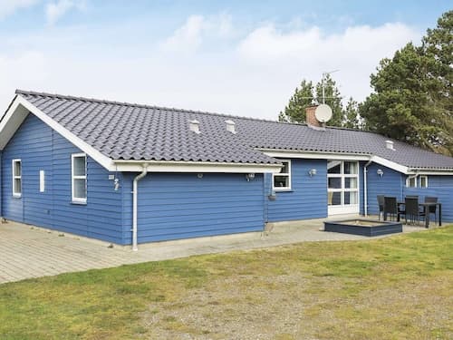 8 Person Holiday Home in Ulfborg