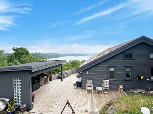 9 Person Holiday Home in Korshamn