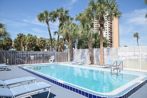1229 Apartments at Beachcomber Resort