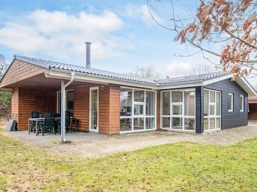 8 Person Holiday Home in Blavand