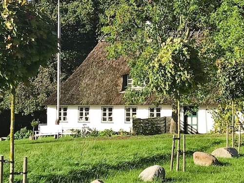 6 Person Holiday Home in Augustenborg