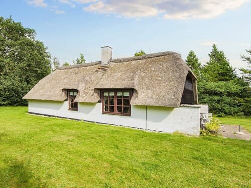 6 Person Holiday Home in Ulfborg