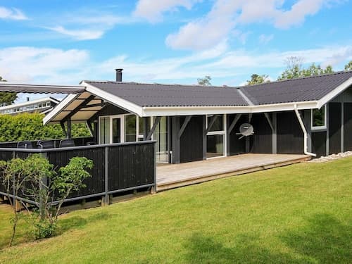 4 Star Holiday Home in Hals