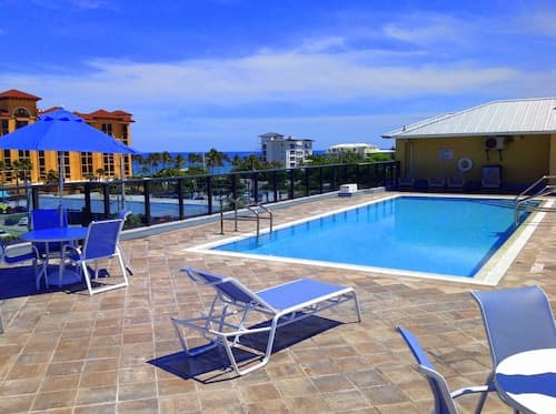 Vistalmar Beach Resort
