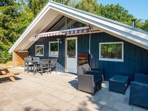 6 Person Holiday Home in Toftlund