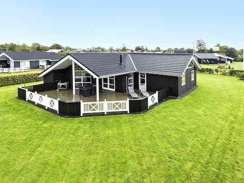5 Star Holiday Home in Hadsund