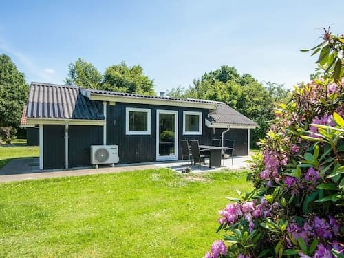 4 Person Holiday Home in Hovborg