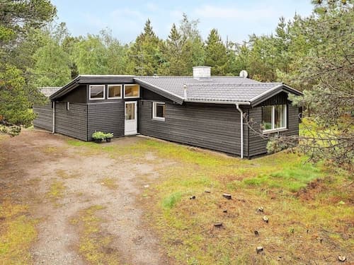 8 Person Holiday Home in Romo
