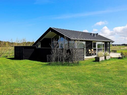5 Star Holiday Home in Lokken