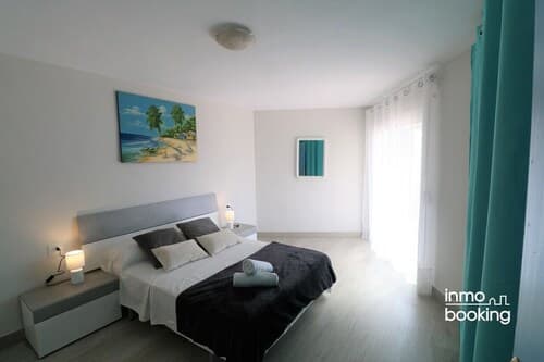 InmoBooking Atinea 3, Climatizado y a dos min de la playa