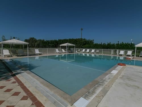 Apartment Near the Beach and the Clear Blue Sea