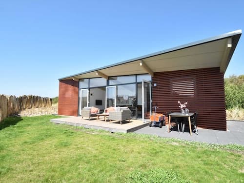Chic Holiday Home in Callantsoog near Forest