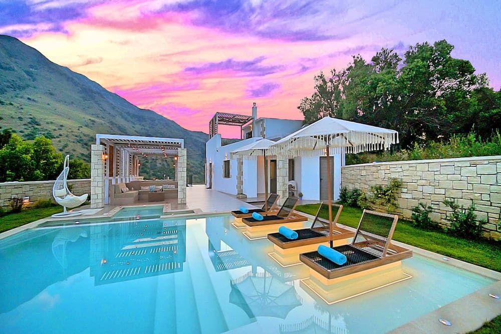 Blue Lake Villa