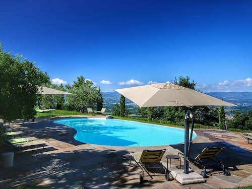 _x000d_
farmhouse in Loro Ciuffenna