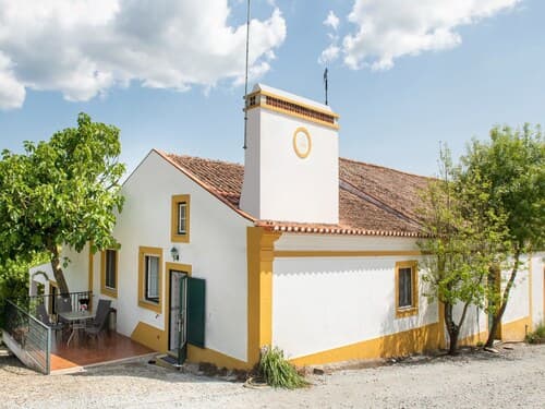 Farmhouse Dreams: Explore and Relax