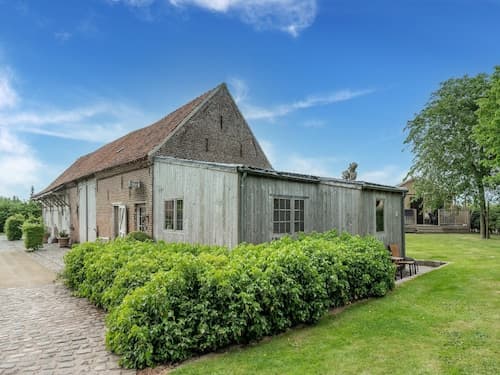Beautiful Farmhouse in Pittem With Garden