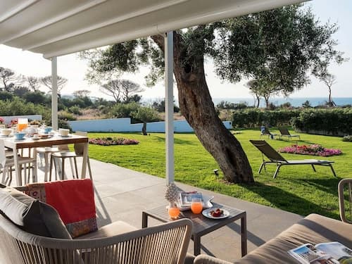 Elegant House in Cefalù, Near the Sea With Stunning Views and Garden!