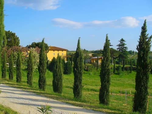 Holiday Home in Tuscany With Pool & Garden