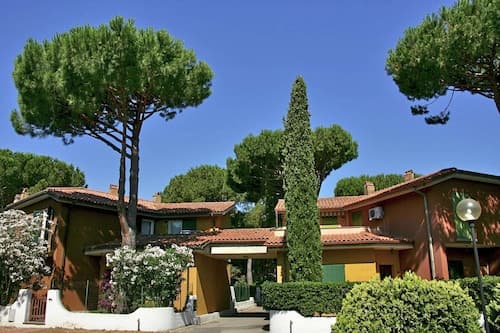 Seaside Escape in Giannella