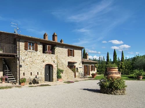Tuscan Terrace Escape