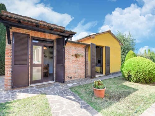 Peaceful Escape in Tuscan