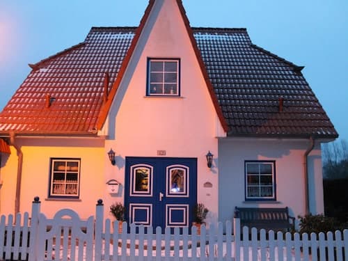 Cozy Apartment in Boltenhagen near Sea Beach