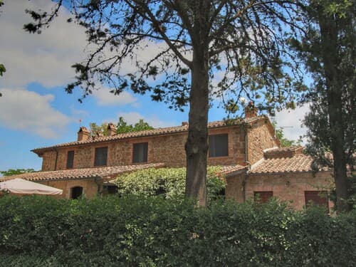 Farmhouse in Proceno With Pool