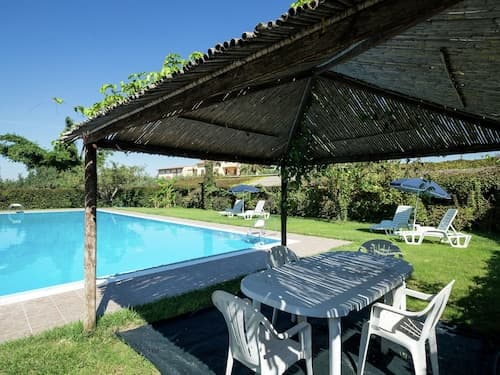 Sun-drenched Estate Close to Sciacca Near the Beach