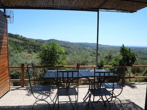Snug Holiday Home in Castagneto Carducci near Thermal Bath