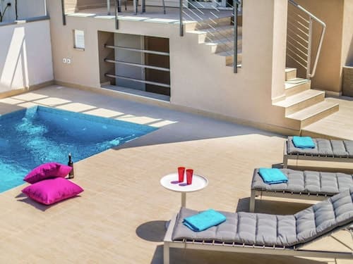 Modern Villa in Salakovci With Private Pool