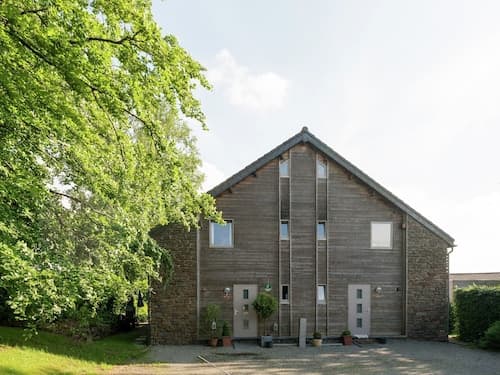 Cozy Cottage with Hot Tub, Sauna, Hammam