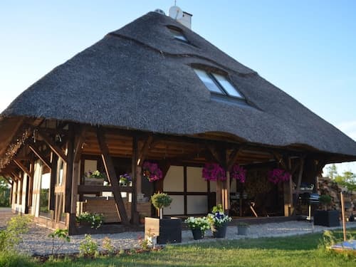 Holiday Home in Przew?oka With Forest