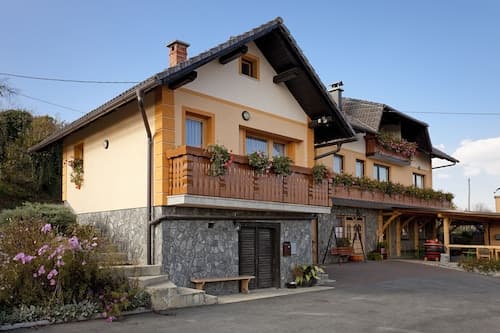 Tourist Farm Skrbina