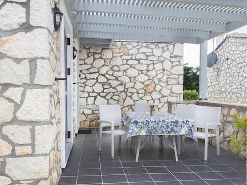 Lovely Villa in Complex of 2 Separate Villas near Laganas Sandy Beach