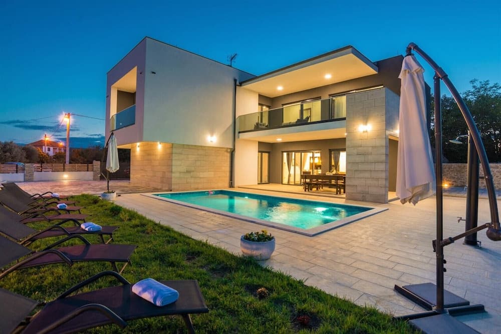 Villa F&A