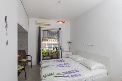 Guest House Bradas