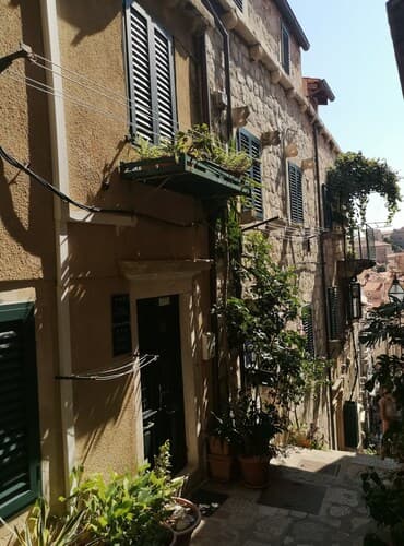 Old Town Economy Apartments