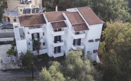 Corfu Room Apartments With big Parking Area