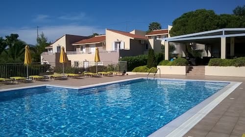 Marinos Apartments