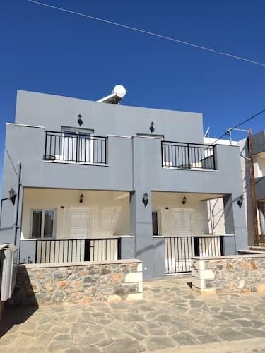 Ocean Analipsis Apartments