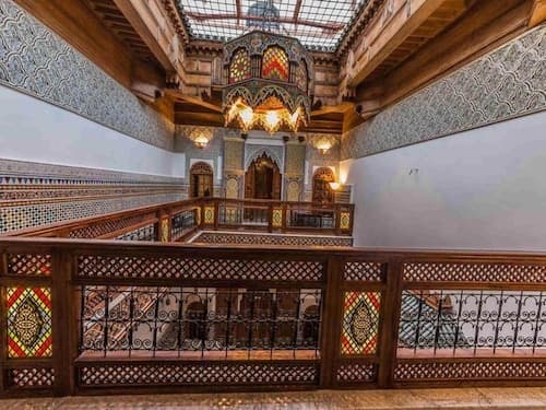 Room in Guest Room - Beautiful Riad Ouliya in Fès