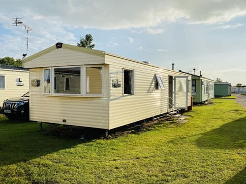 3 Bed 8 Berth Caravan in California Cliffs - D53