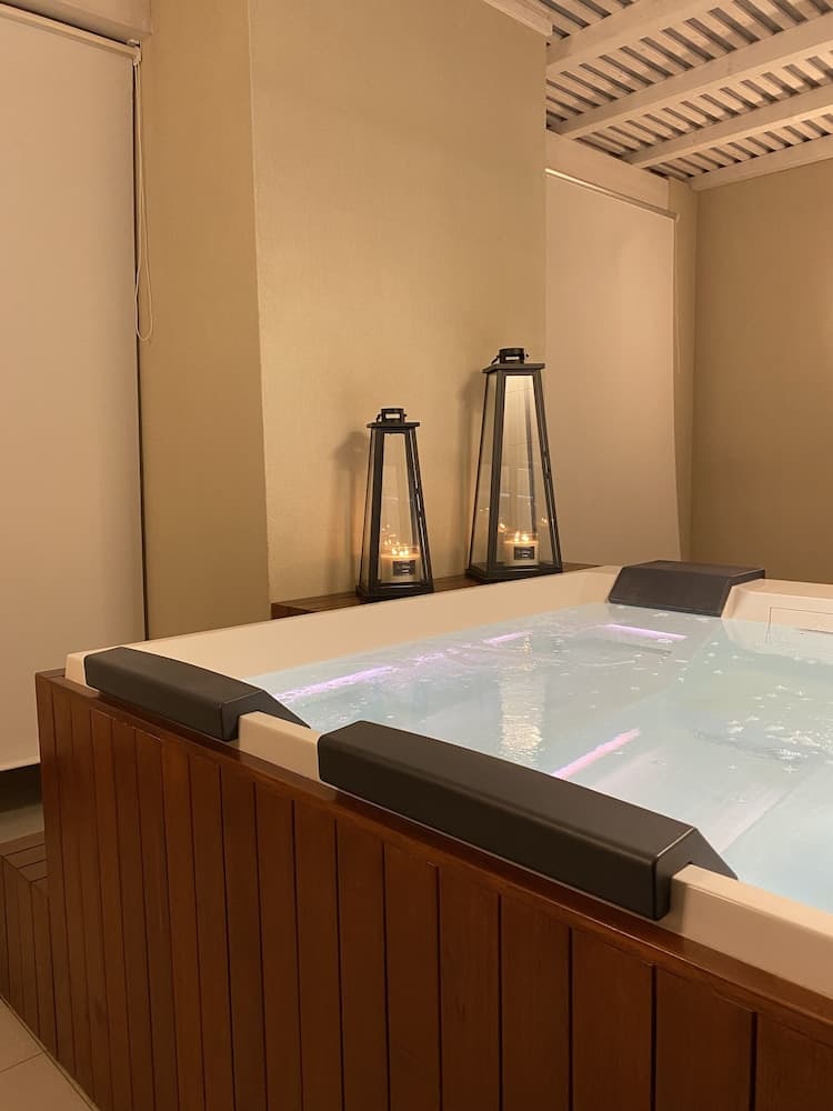 Settanni Sea Suites