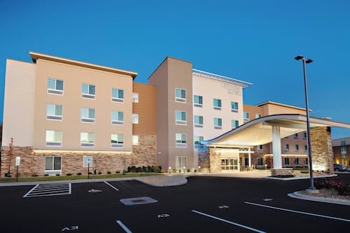 Fairfield Inn & Suites by Marriott Dayton North