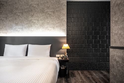 Yilan East Hotel