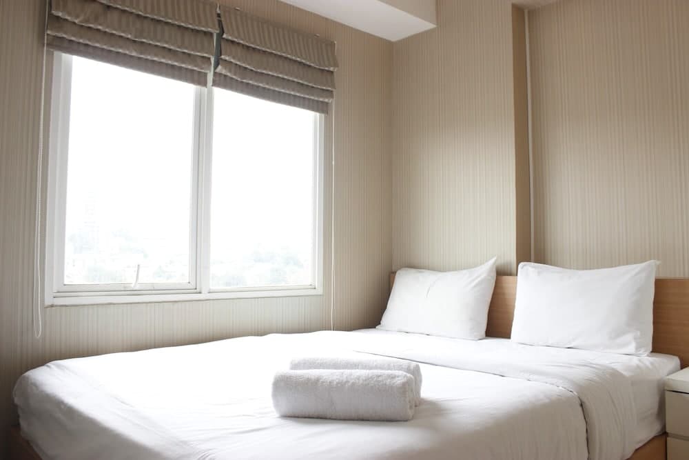 Homey and Tranquil 2BR Apartment at Galeri Ciumbuleuit 2
