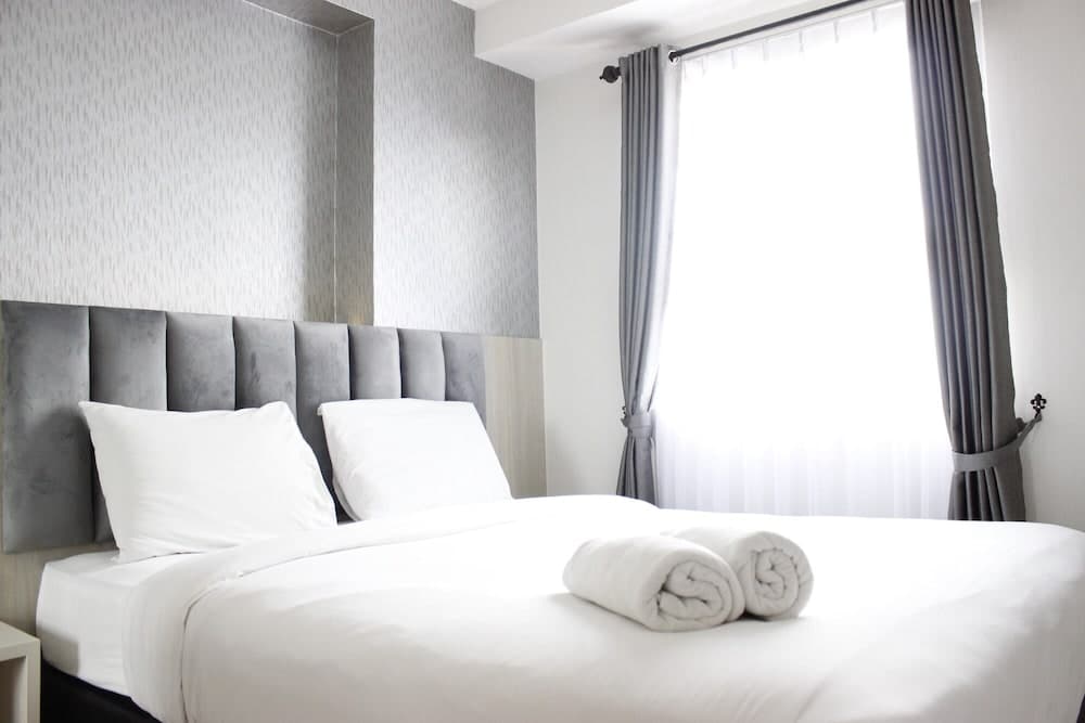 Bright & Stylish 2BR at Gateway Pasteur Apartment